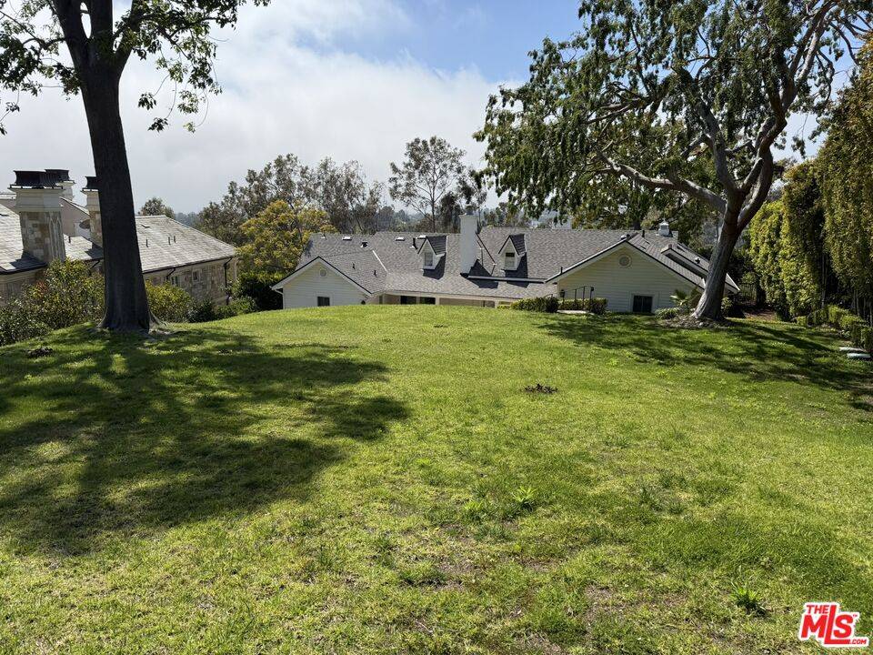 182   Ashdale Ave 3BR Brentwood La