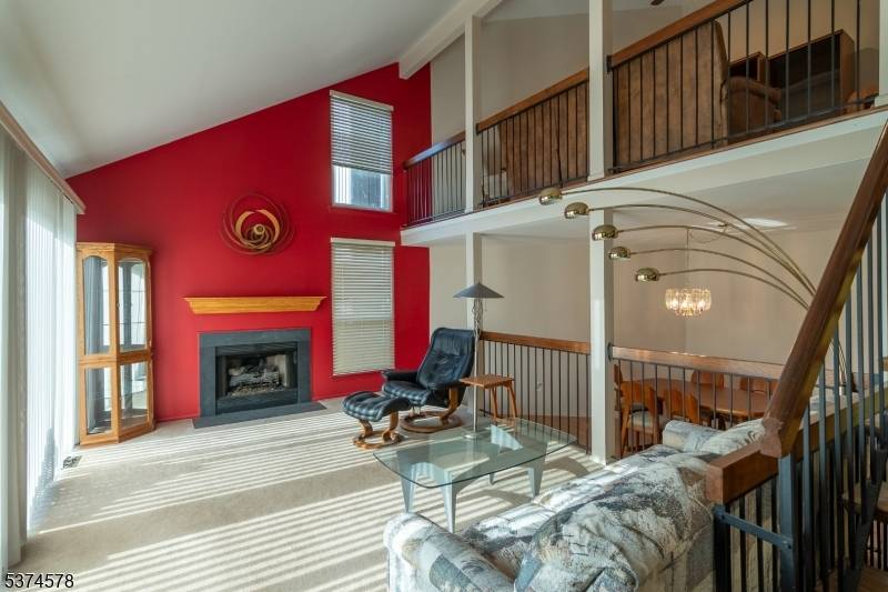 Well kept, bright and airy 2 Bedroom, 2.