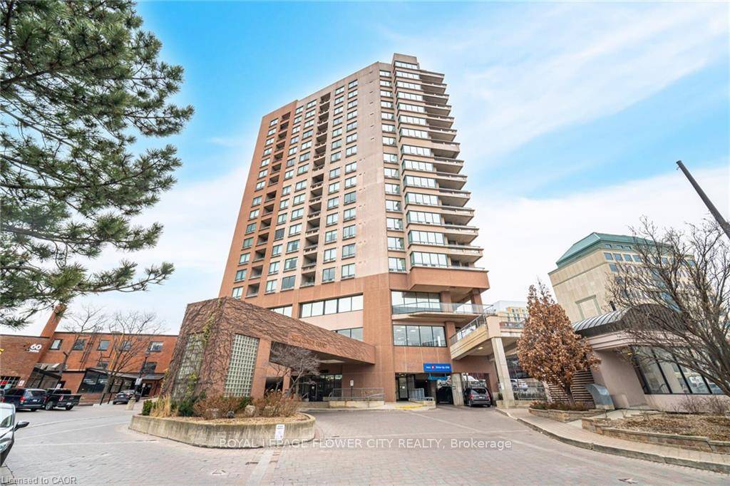P E N T H O U S E DOWNTOWN BRAMPTON Click On Multimedia Link For Full Video Tour amp ; 360 Matterport Virtual 3D Tour Welcome To This Exceptional ...