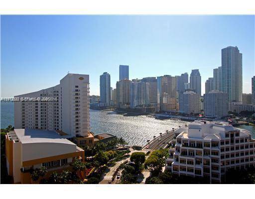 The corner unit you were waiting for now available, Spectacular corner unit nestled in the prestigious Brickell Key, a blend of luxury and privacy to wake up every morning enjoying ...