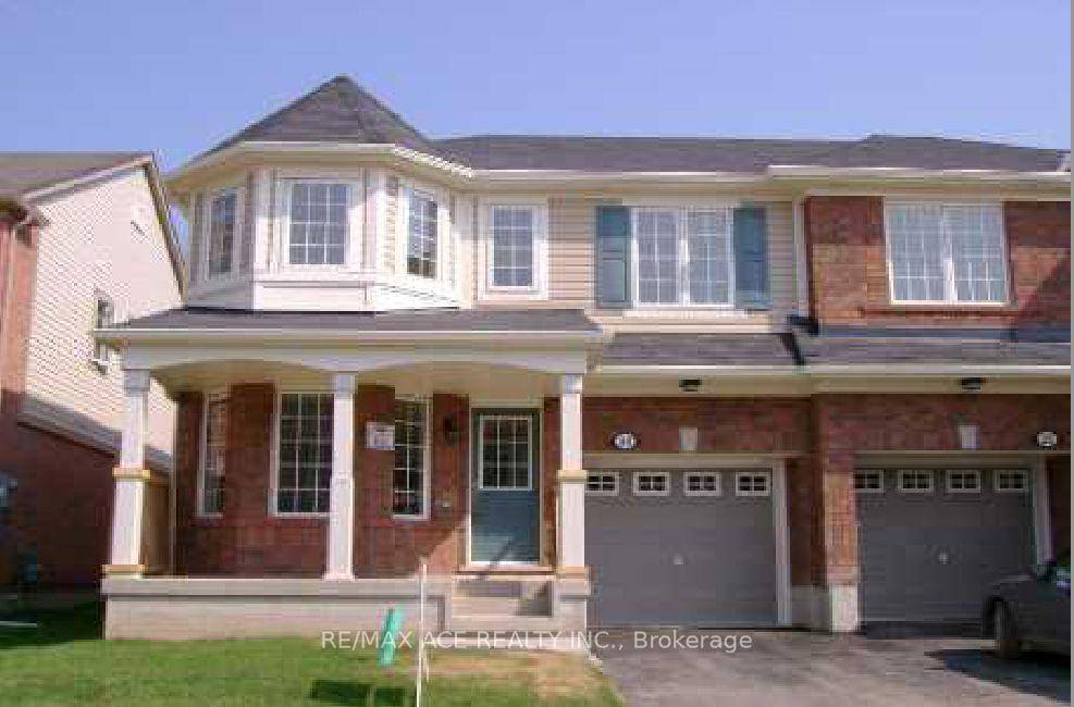 Stunning Semi detached home in highly sought after Credit Valley !