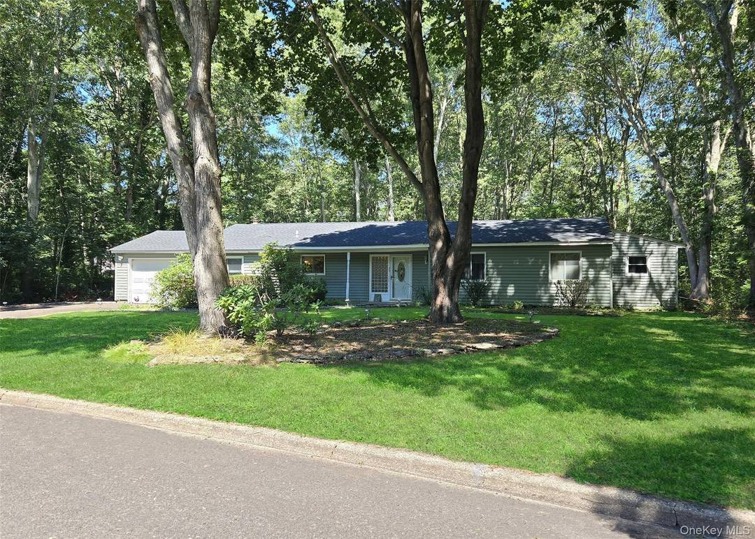 Welcome to this beautiful 4 bedroom, 2 bath expanded ranch located on a quiet cul de sac road.