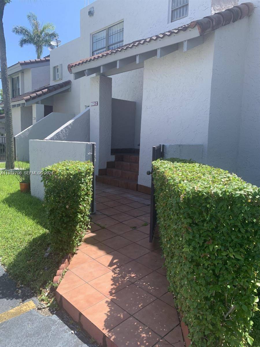 LOCATION, LOCATION, LOCATION !