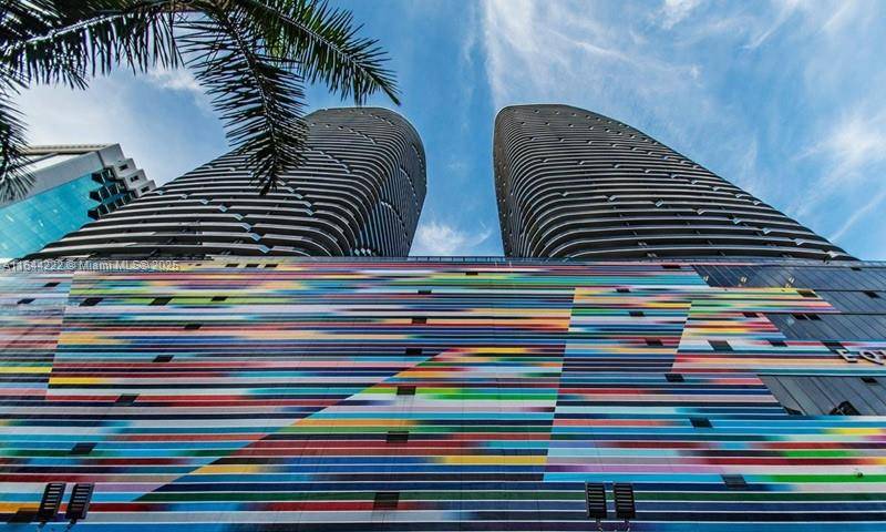 This beautiful Unit is in the heart of Brickell for sale.