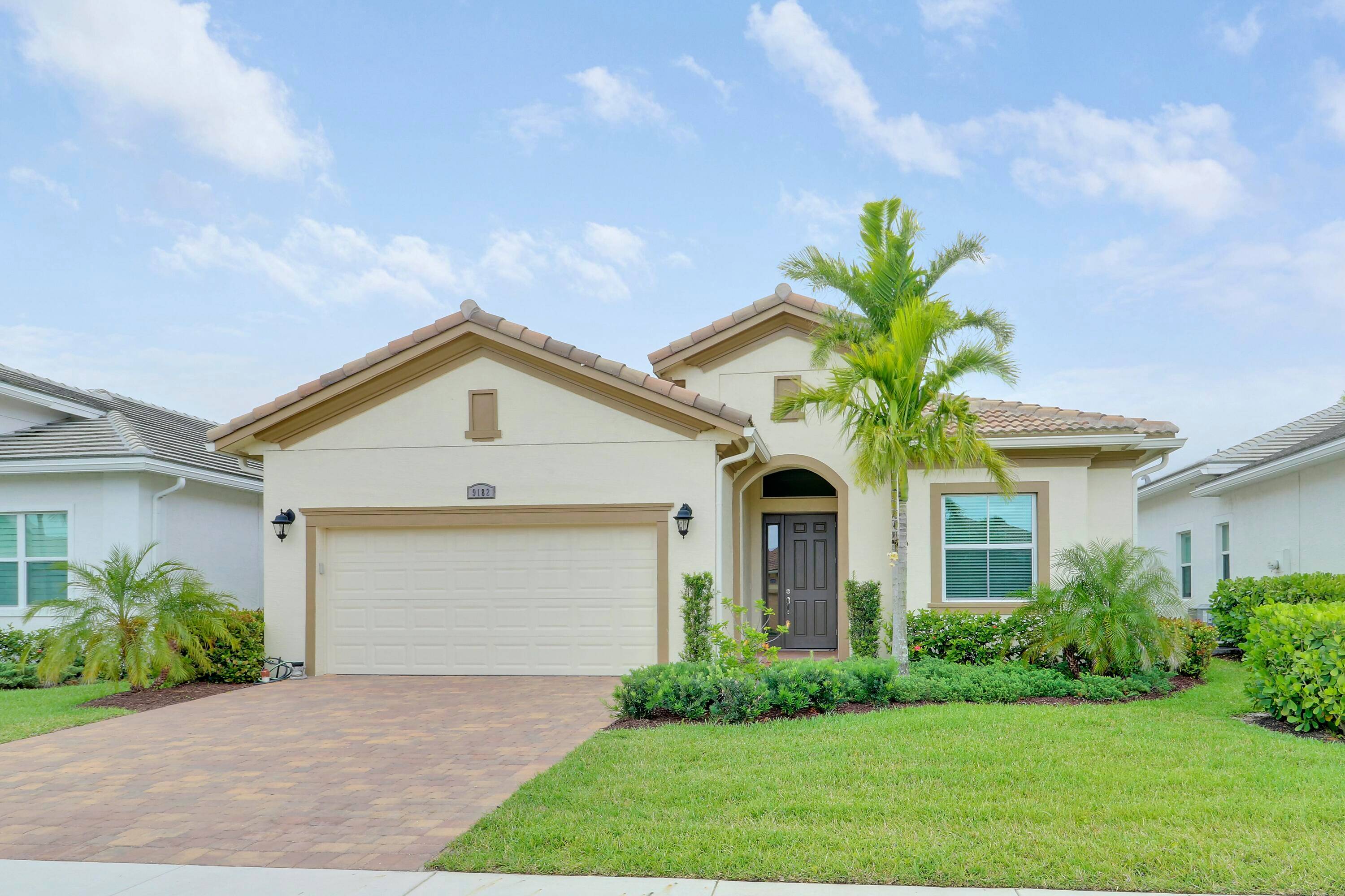LAKESIDE LOCATION ! Why wait for new construction when you can move right into this 4BDRM 3BA 2CG home in PGA Verano !
