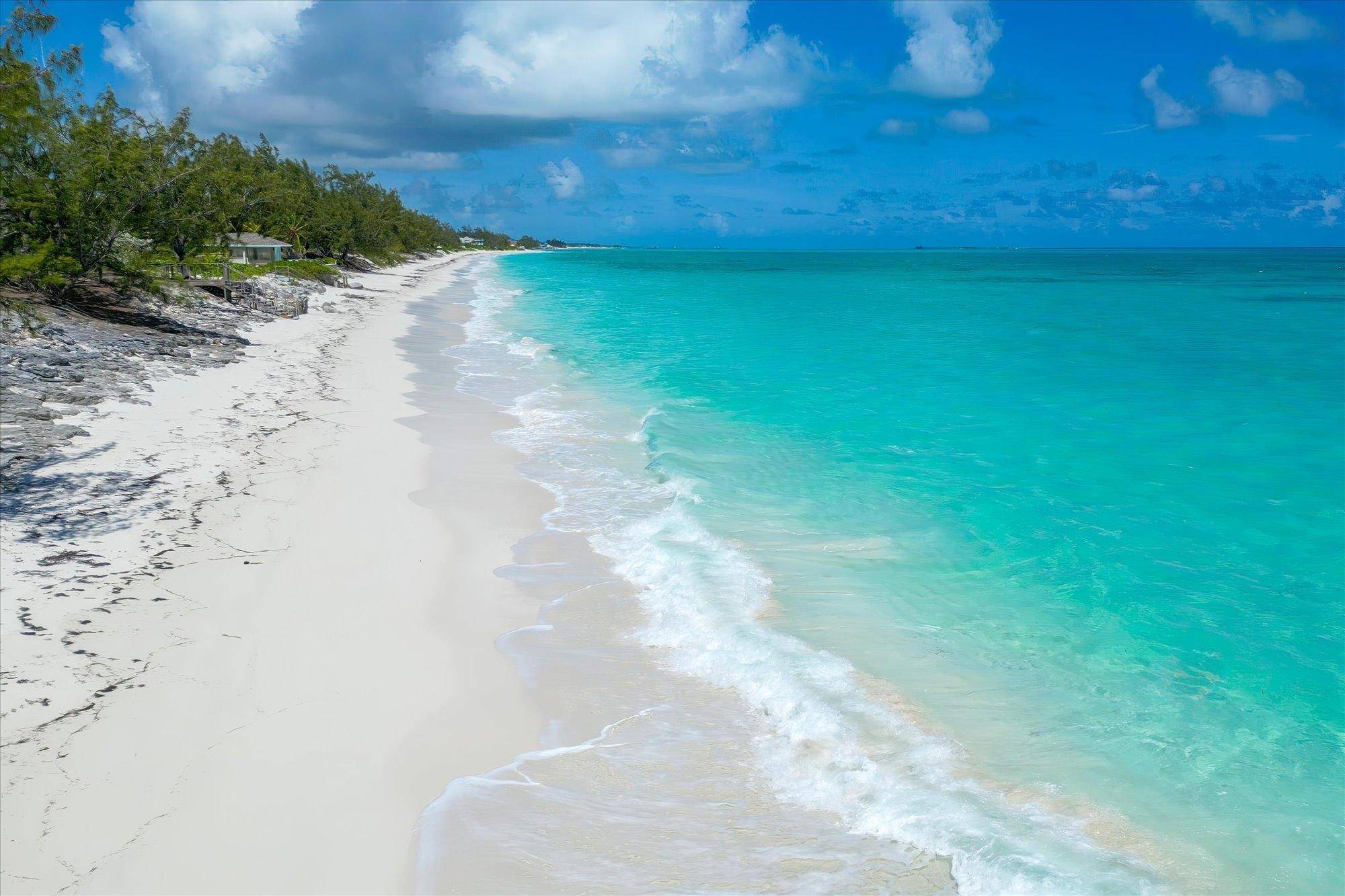 MIDUNDEE & 18 ACRES Single Family Home Exuma-And-Exuma-Cays