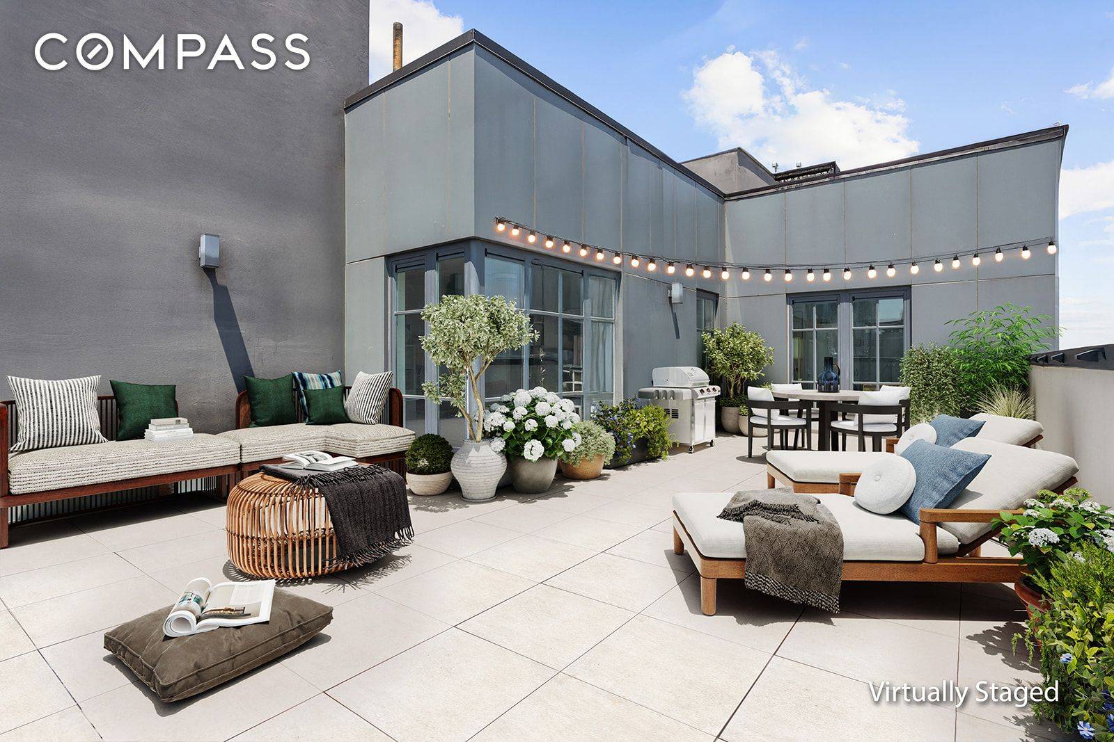 Penthouse Level 3 Bedroom with an 582 square feet Private Terrace !