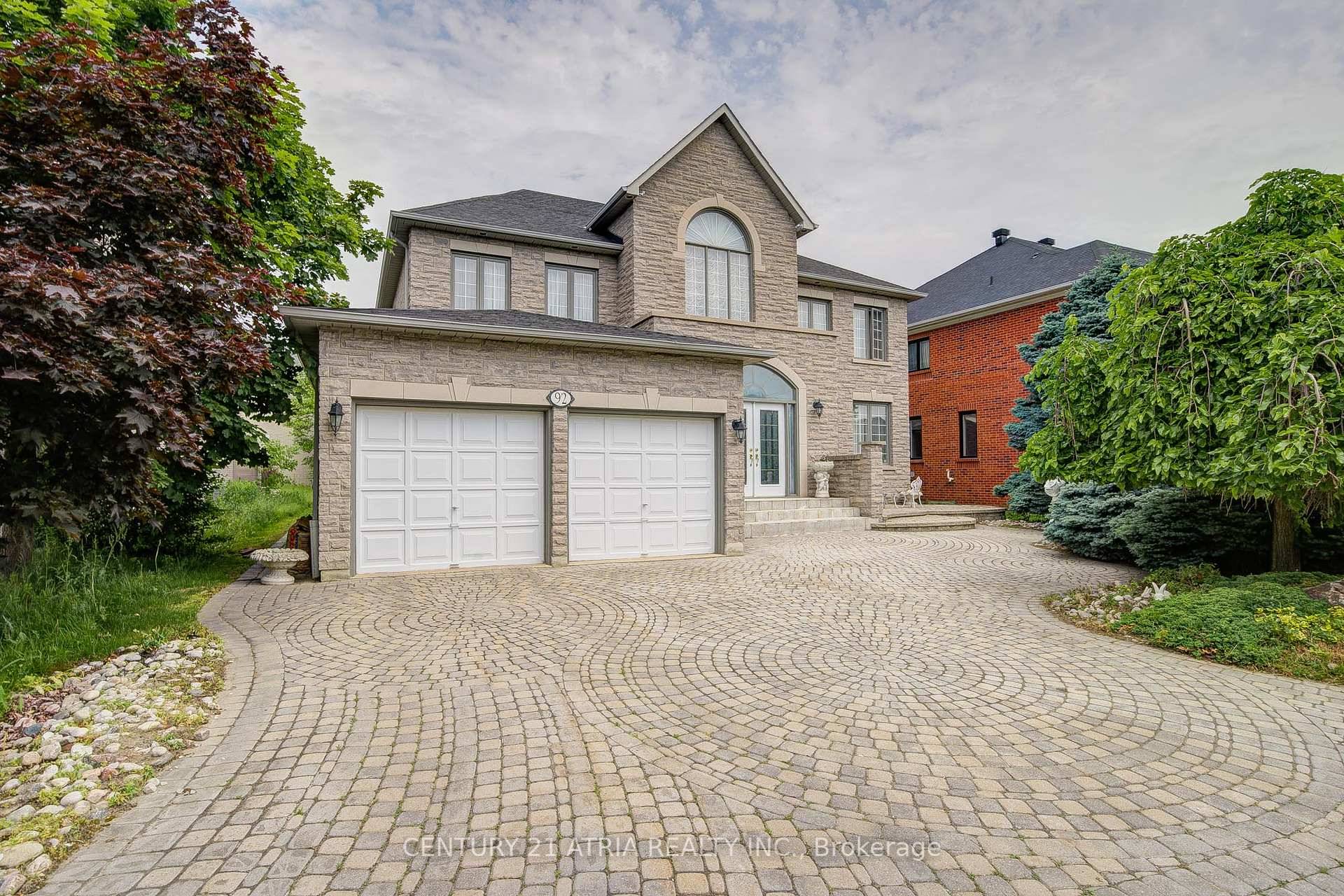 Discover luxury living in one of Richmond Hill's most sought after neighbourhoods.