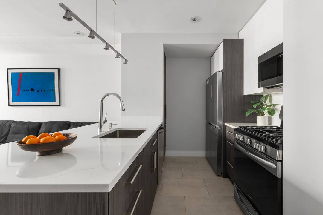 Introducing 252 President St 1, a refined and fully renovated 2 bedroom, 1 bath residence in the most coveted part of Carroll Gardens.
