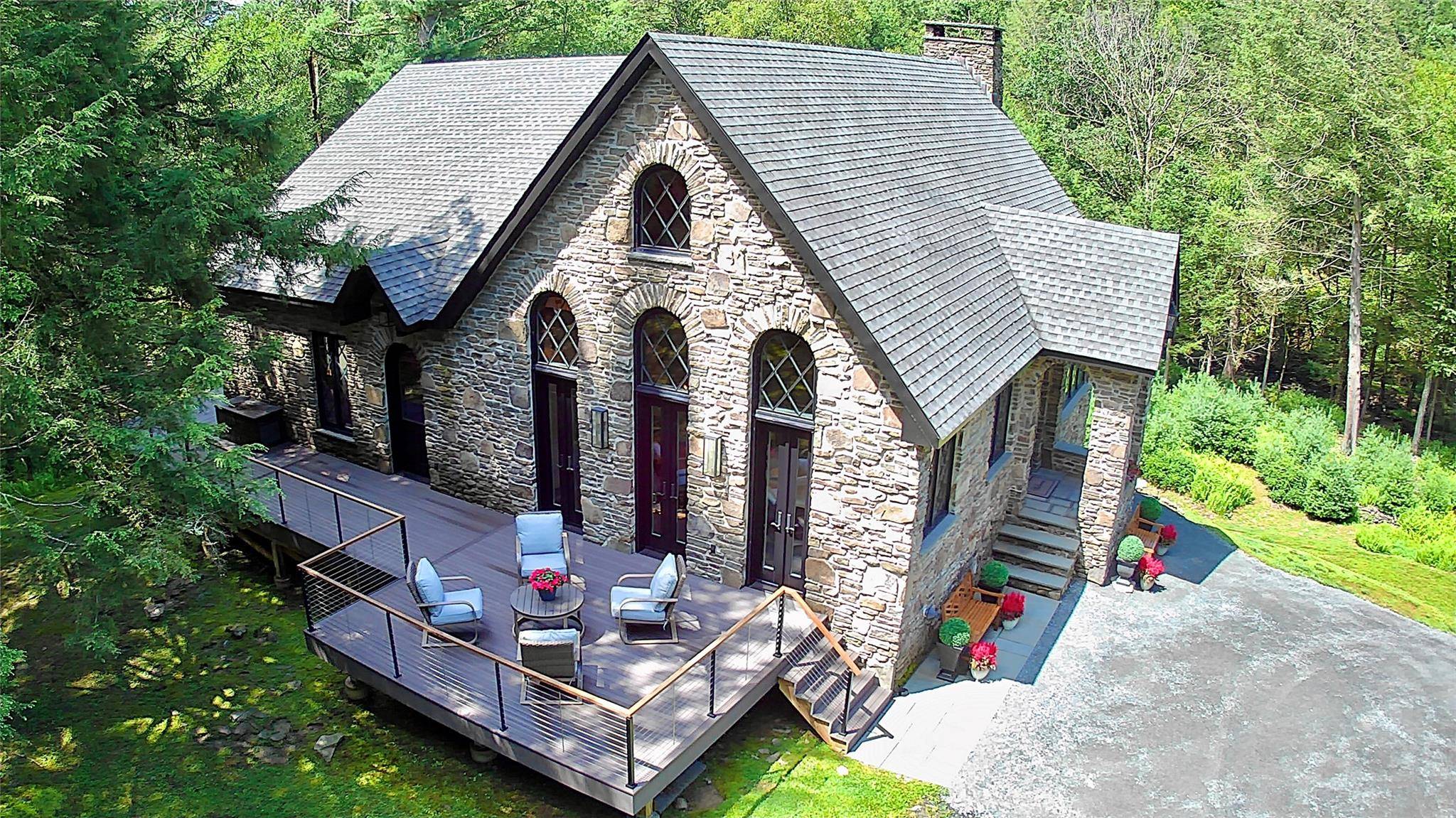 Architect Designed Stone Constructed Cape Retreat in the Exclusive Black Forest Club 6 Acres of Modern Elegance and Natural Beauty.