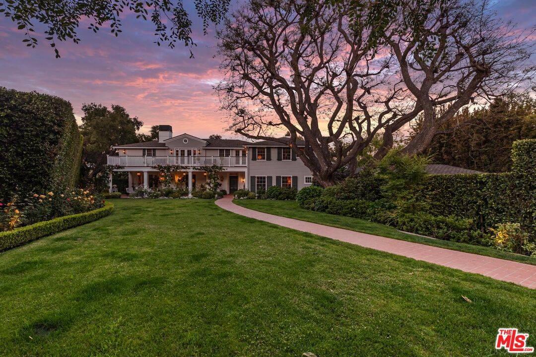 685   Elkins Rd 5BR Brentwood La
