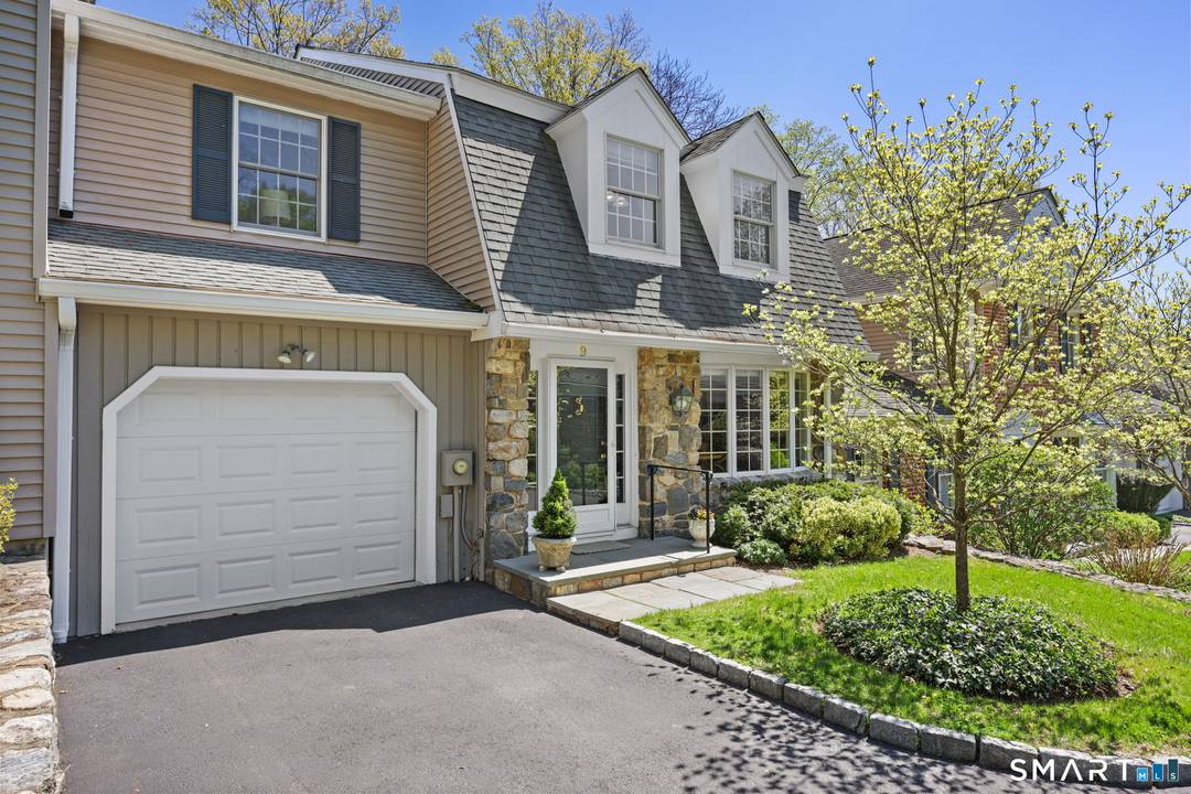 Welcome home to this beautifully maintained condominium in coveted Graystone !