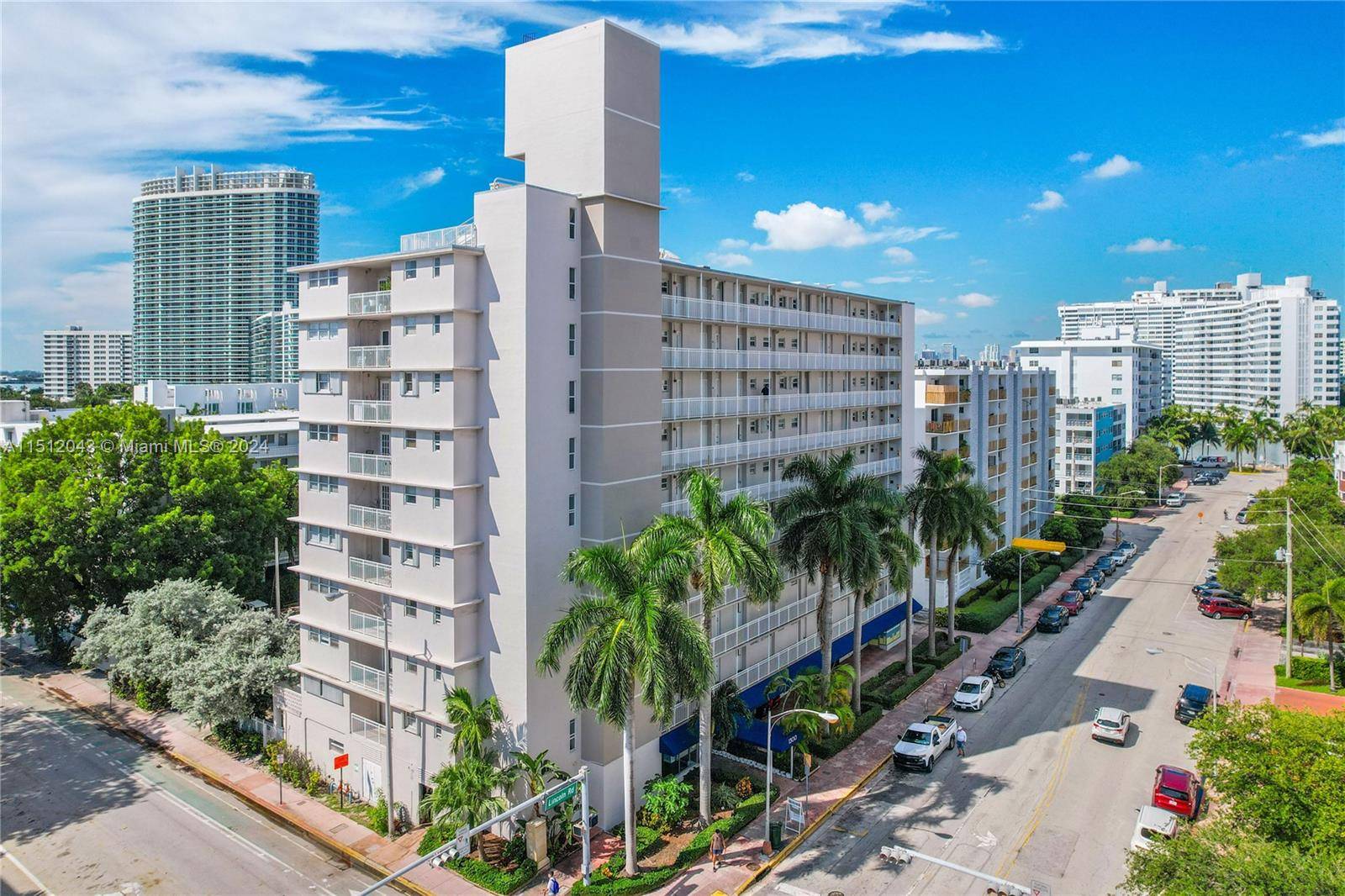 Why lease when you can own with a Lincoln Road address !