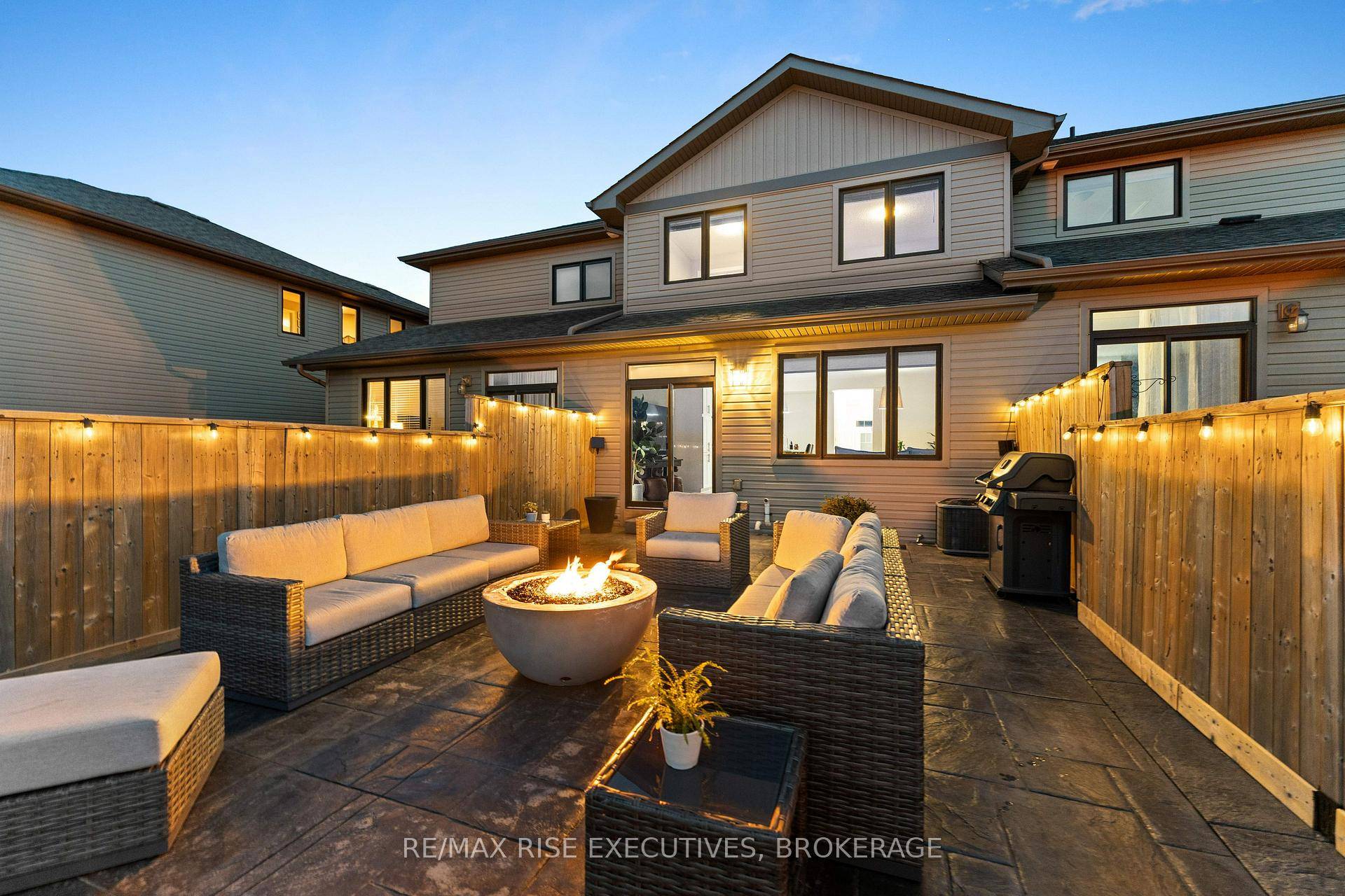 Tucked on a quiet court in one of Amherstviews most loved family neighbourhoods, this home doesn't just check the boxes it raises the bar.