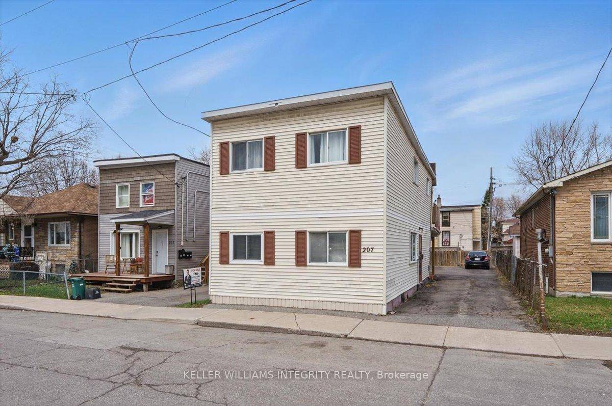 Great opportunity to own a duplex with R4 UA Zoning !