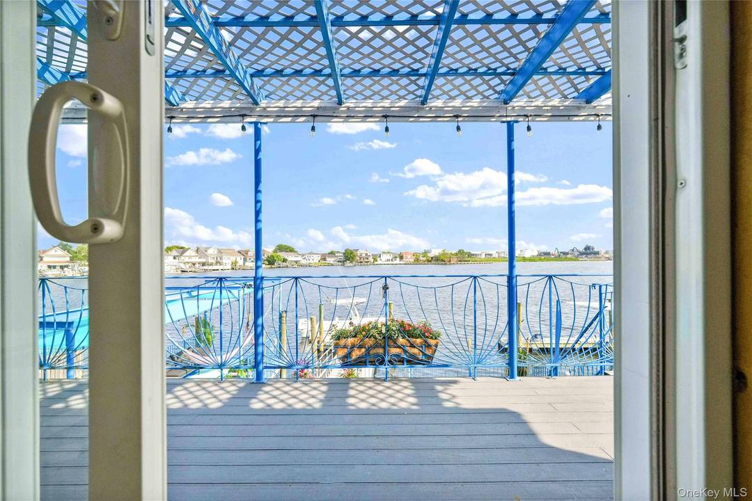 Welcome to 155 79 Bayview Ave The Crown Jewel of Waterfront Living in Rosedale, Queens !