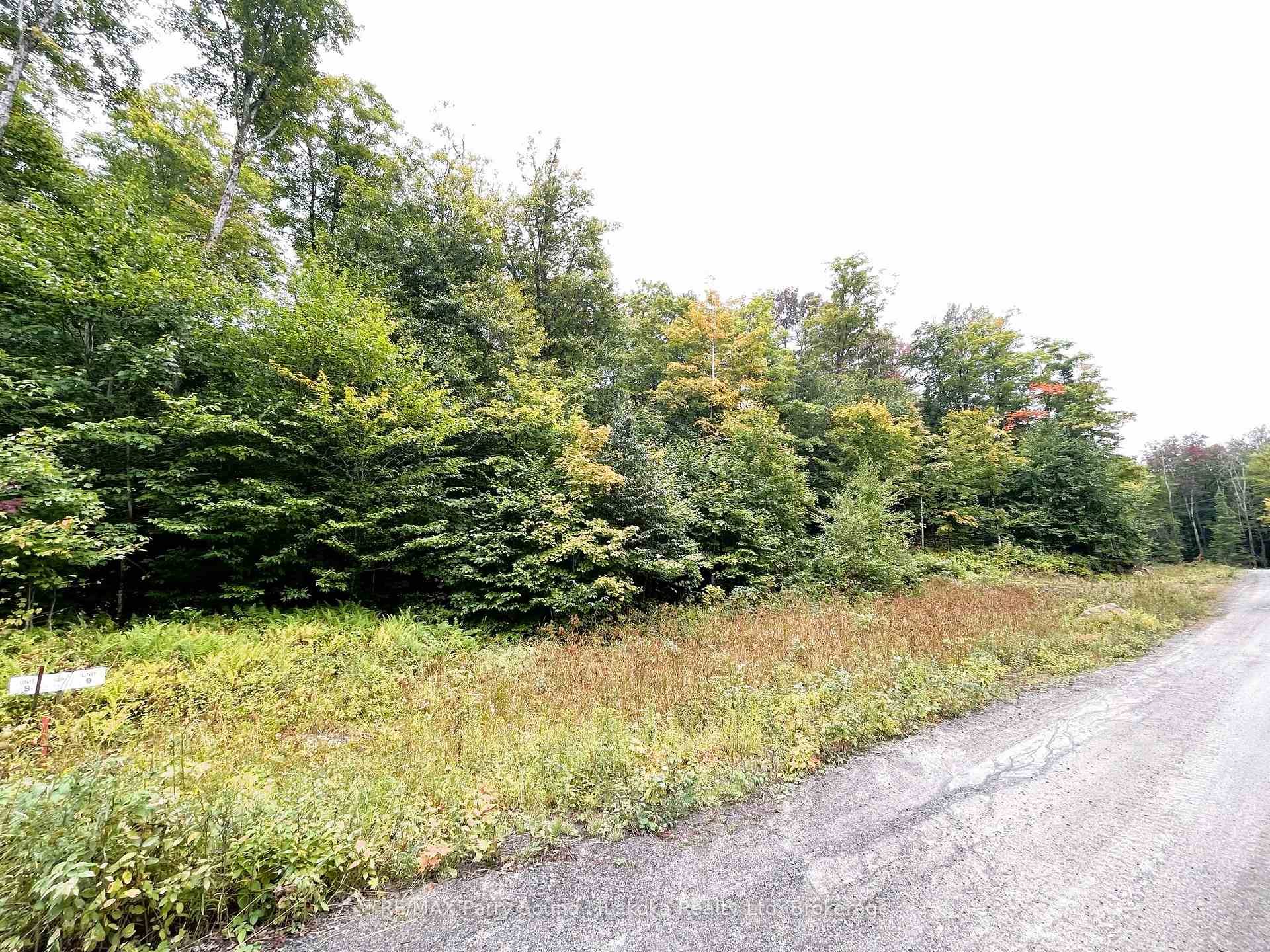 Are you looking for the perfect balance of country living yet still just outside of the Town of Huntsville ?