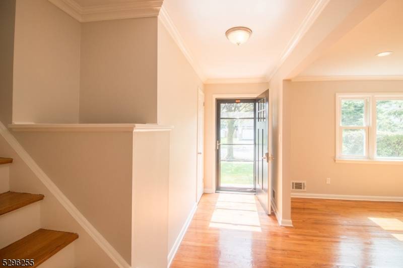 Welcome to 2 Kemp Drive a beautifully maintained 3 bedroom, 2.