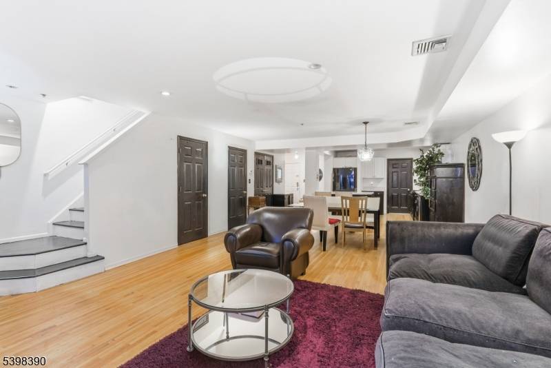 Experience ultimate convenience in the heart of South Orange !