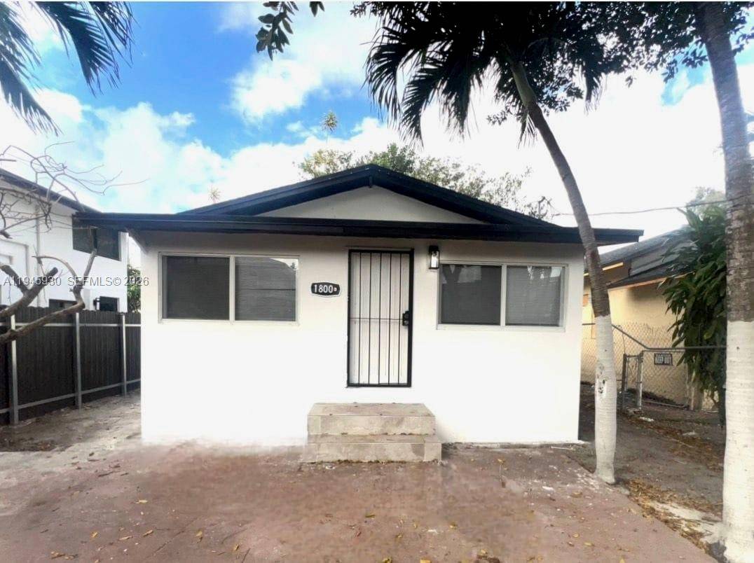 Unique opportunity ? ? Fully remodeled single family home, move in ready.