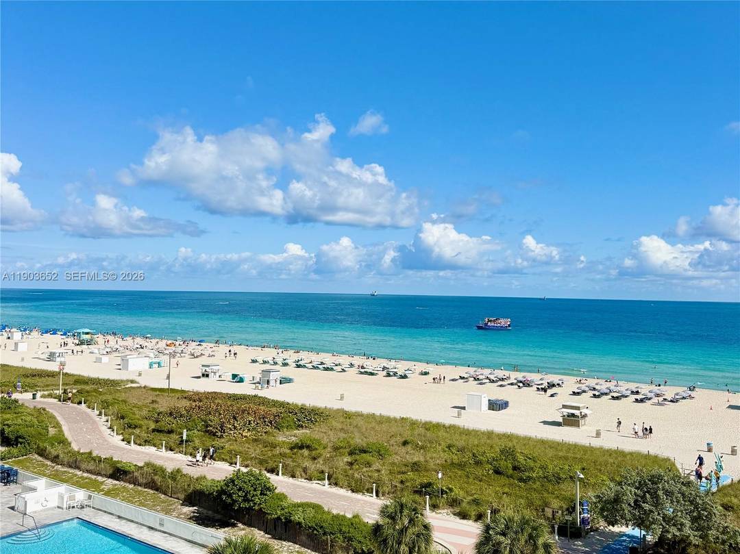 Wake up to ocean views in the heart of South of Fifth, Miami Beach s most coveted oceanfront neighborhood.