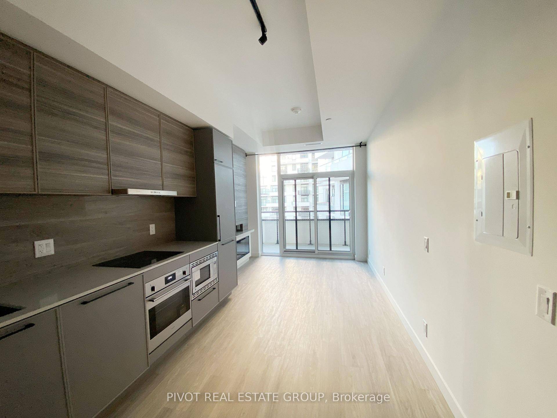 Be the first to live in this stylish 1 BED, 1 BATH Suite at Queen amp ; Ashbridge !
