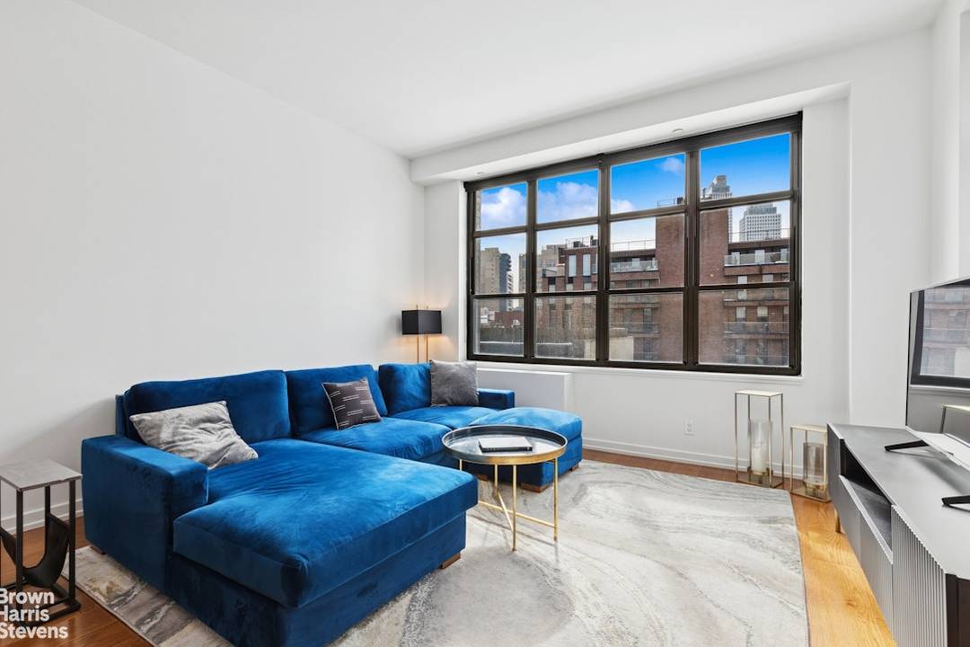 Welcome to 4U at 80 Met. This exceptional south and west facing, corner two bedroom, two bathroom sanctuary at the highly sought after 80 Metropolitan Avenue offers a true wow ...