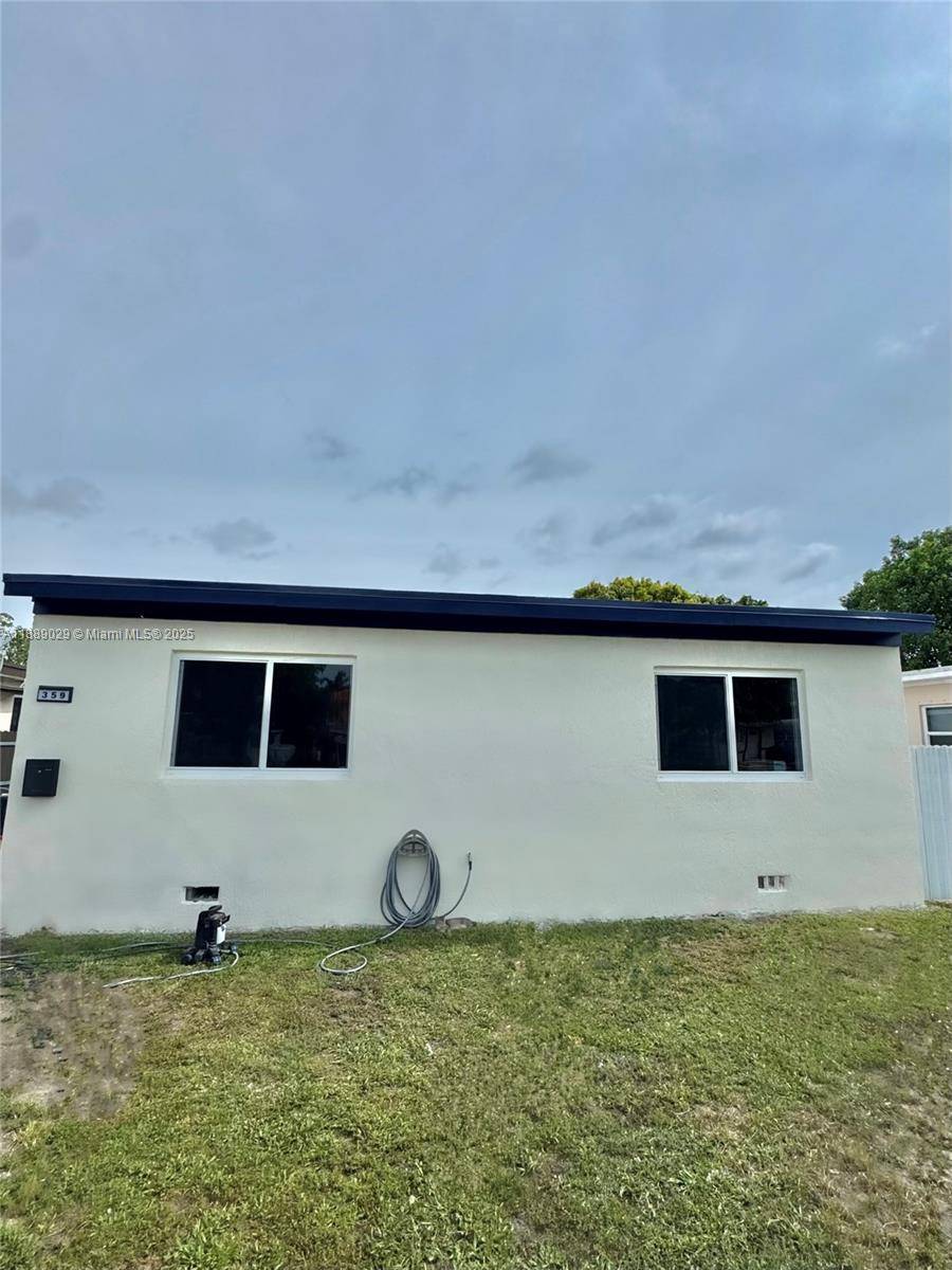 4 bed 3 bath in the heart of Hialeah.