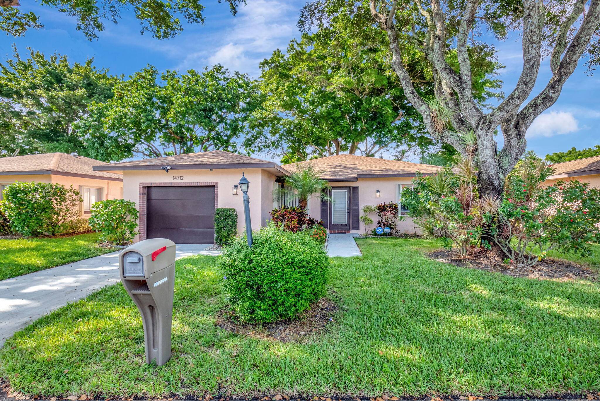 LIGHT and BRIGHT 2 bedroom 2 bath single family home !