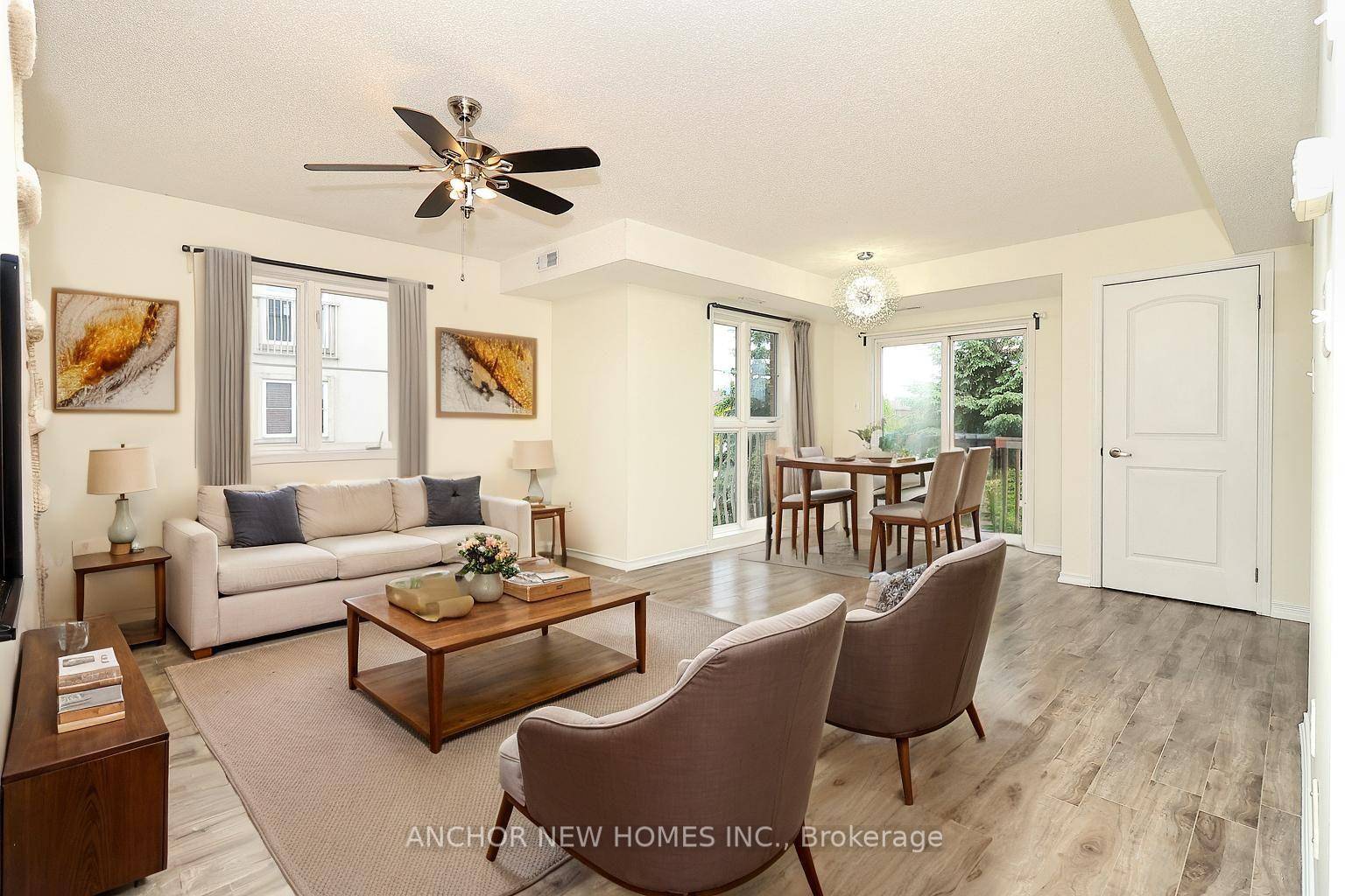 This beautifully updated townhouse offers over 1, 000 sq ft of bright, open living space with a stunning, modern layout.