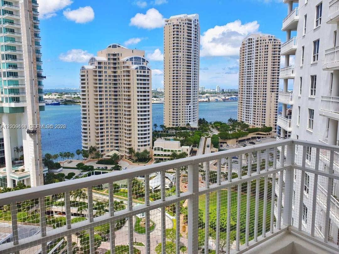 This beautiful 2 bedroom, 2.