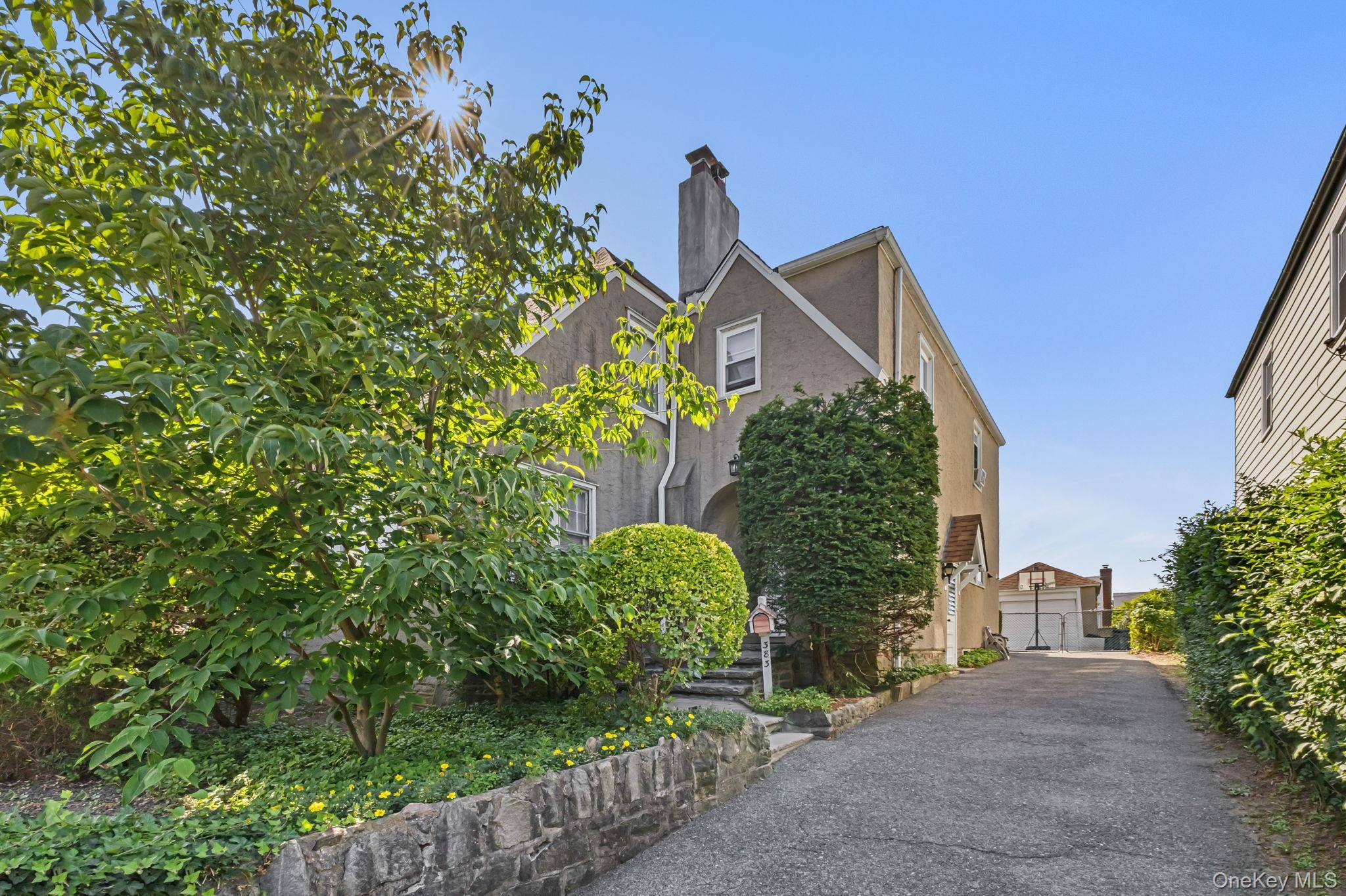 Accepted offer continue to show.