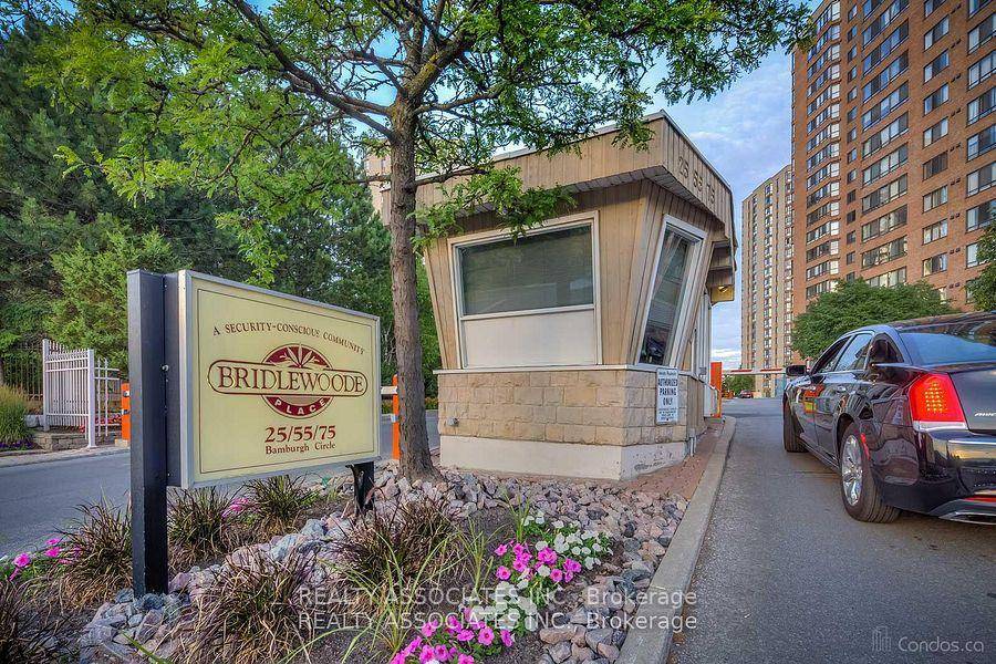 Luxury Tridel Built Suite W Amazing Unobstructed Clear View, Renovated amp ; Tastefully Decorated Bright And Spacious Approx.