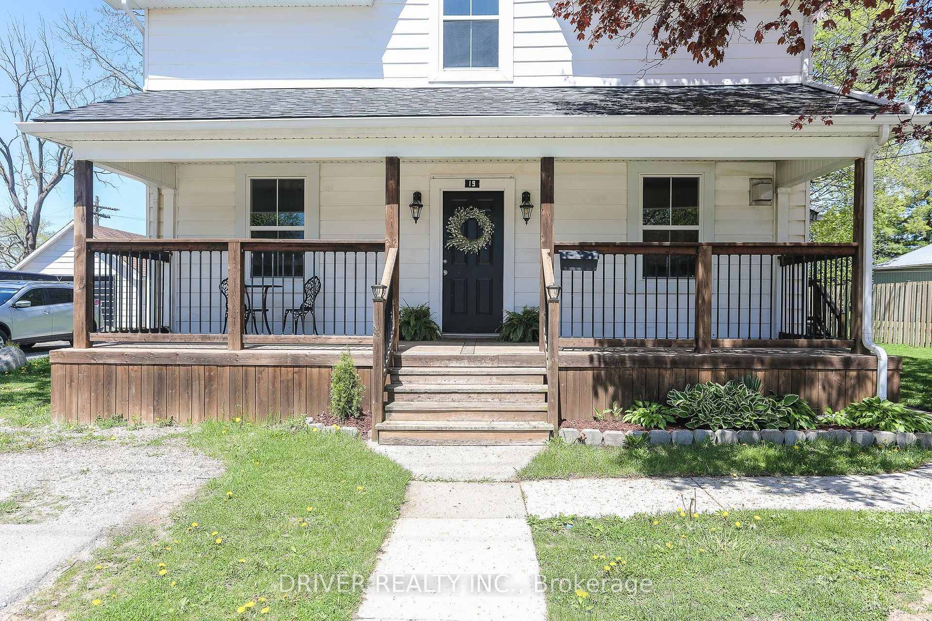 Move in ready ! Affordable mortgage helper !