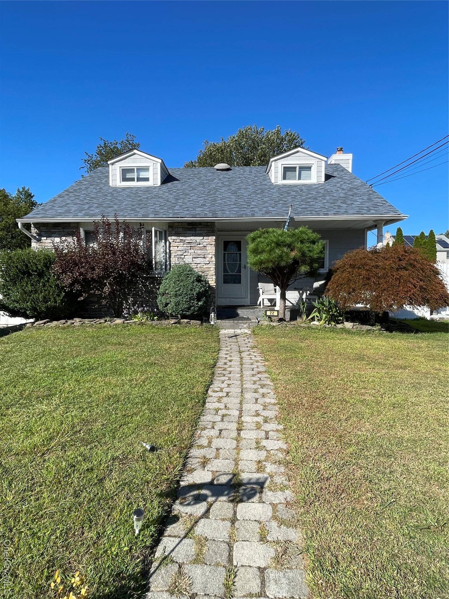 Welcome to 22 Herman Ave !