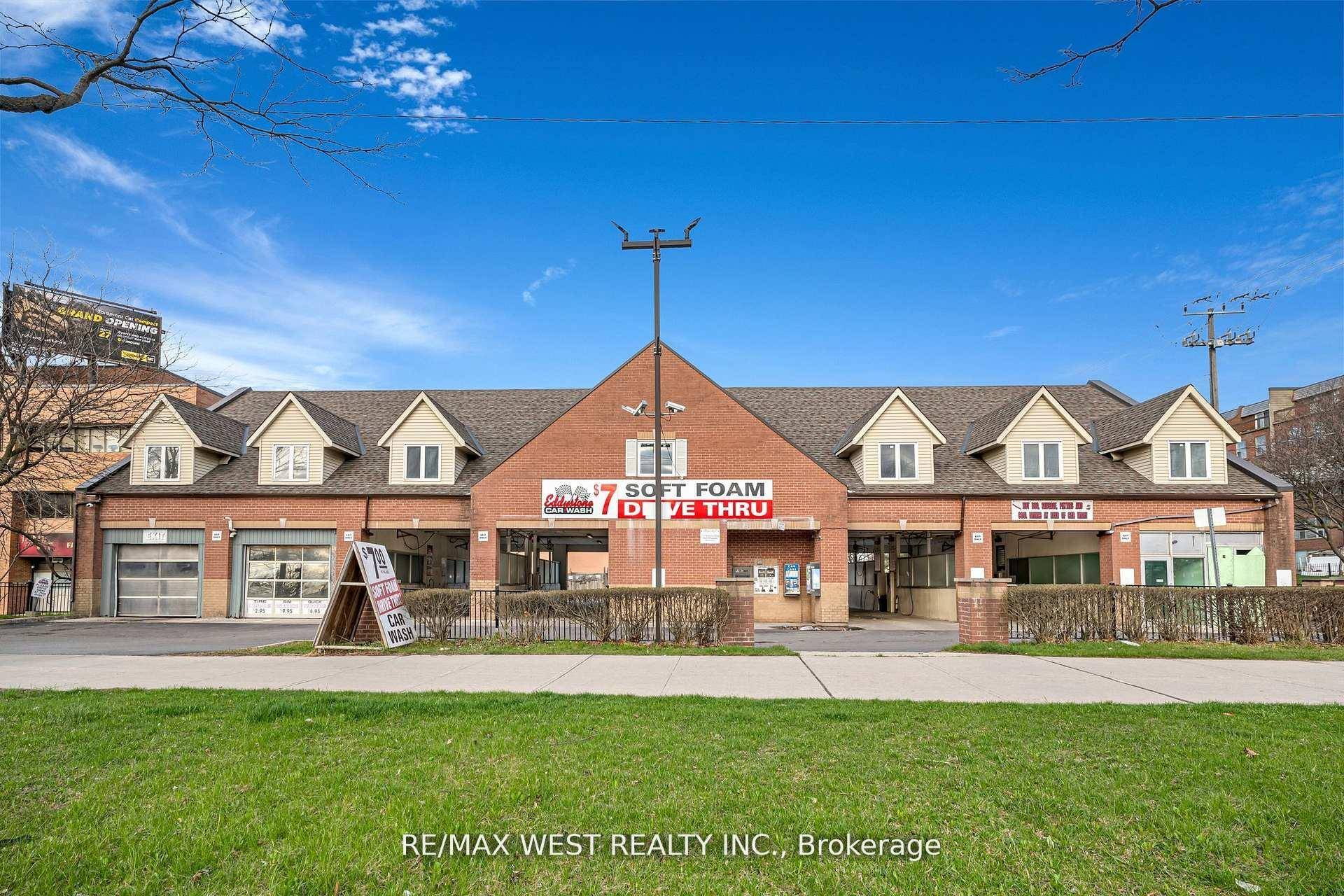 2800 Jane Street, Toronto W05, ON M3N 2H9