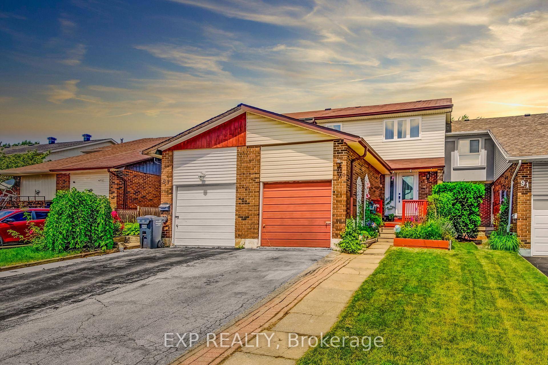 Welcome to 89 Kingswood Drive, Brampton.