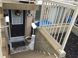 Spacious And Bright 2 Bedroom Den Townhome In New Davenport Village.