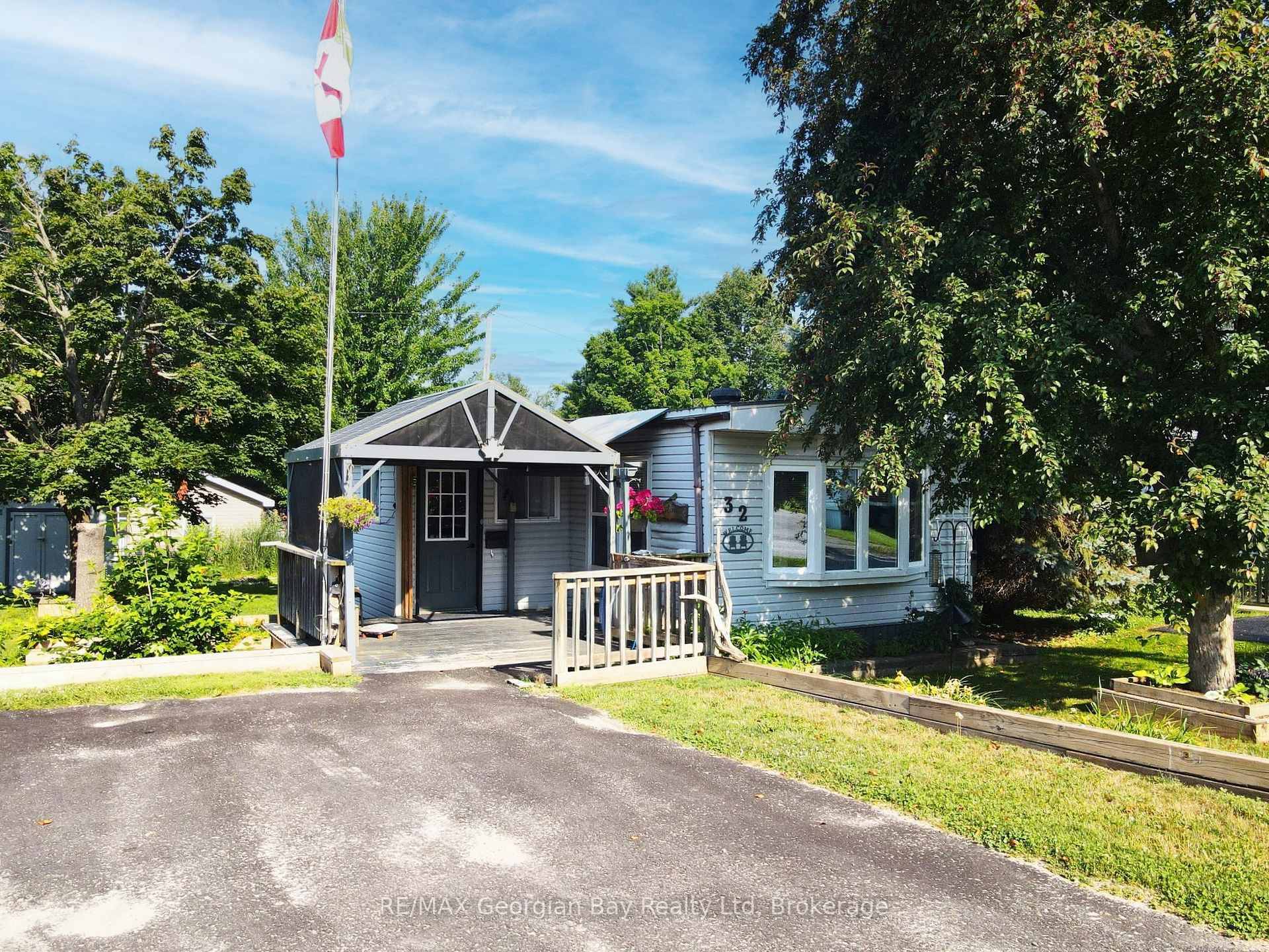 Welcome to this beautifully maintained 2 bedroom home that's move in ready and full of charm.