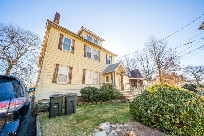 Spacious 5 Bedroom Apartment Near Seton Hall University.