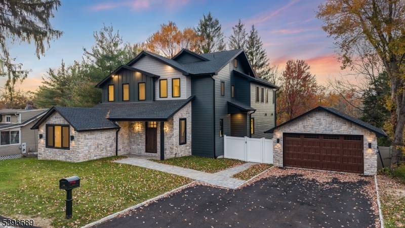 INTRODUCTING 108 MEYERSVILLE !