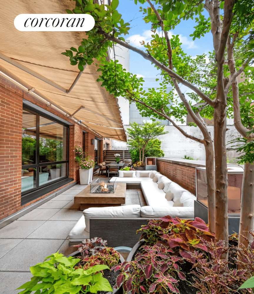 A private, southern terrace like no other in the HIghLine area.