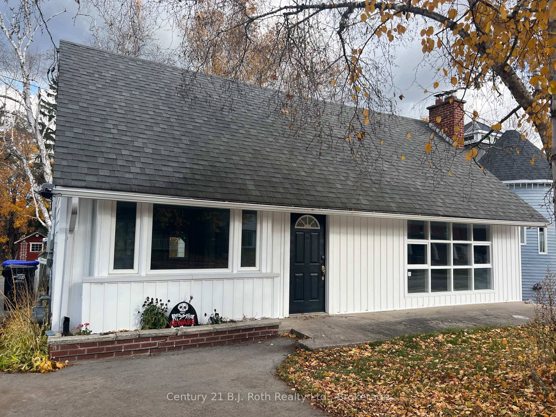 Welcome to 309 Manly Street in Midland.