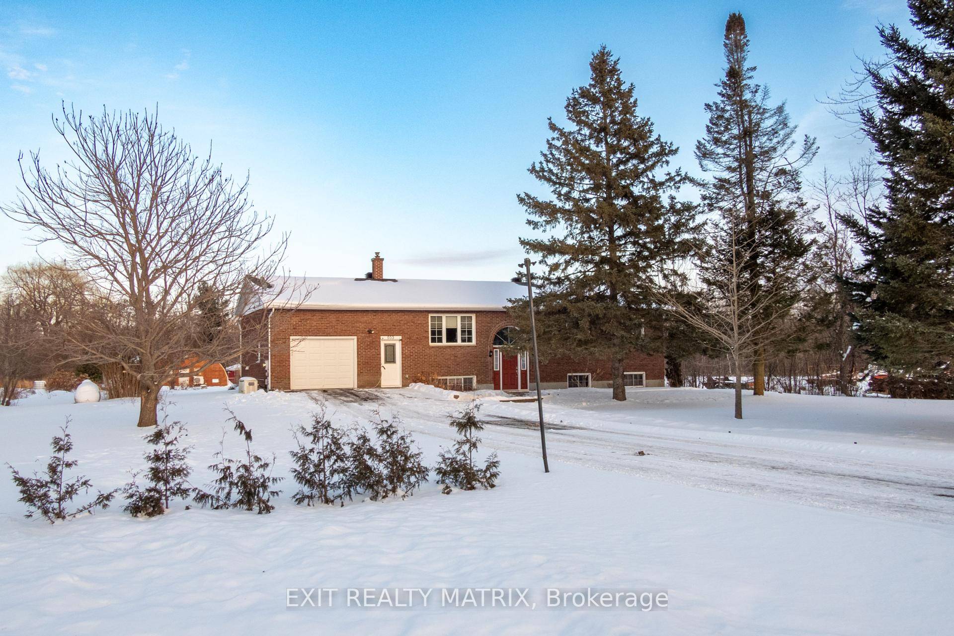 Welcome to 955 Eadie Rd, a beautifully updated 3 1 bed home set on a sprawling 5 acre private lot.