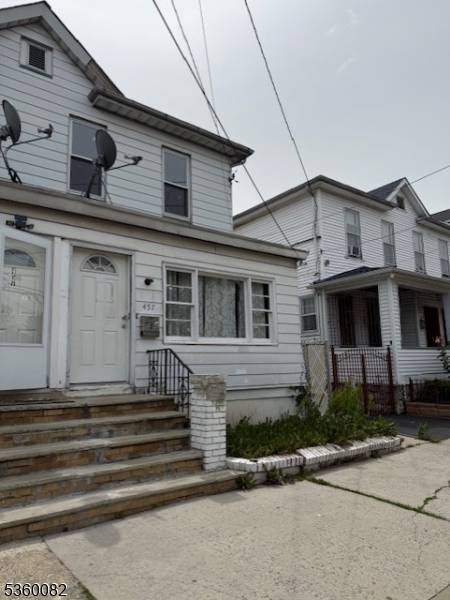 Handyman special ! !. Located in the north ward of Newark, 1 2 duplex right side only.