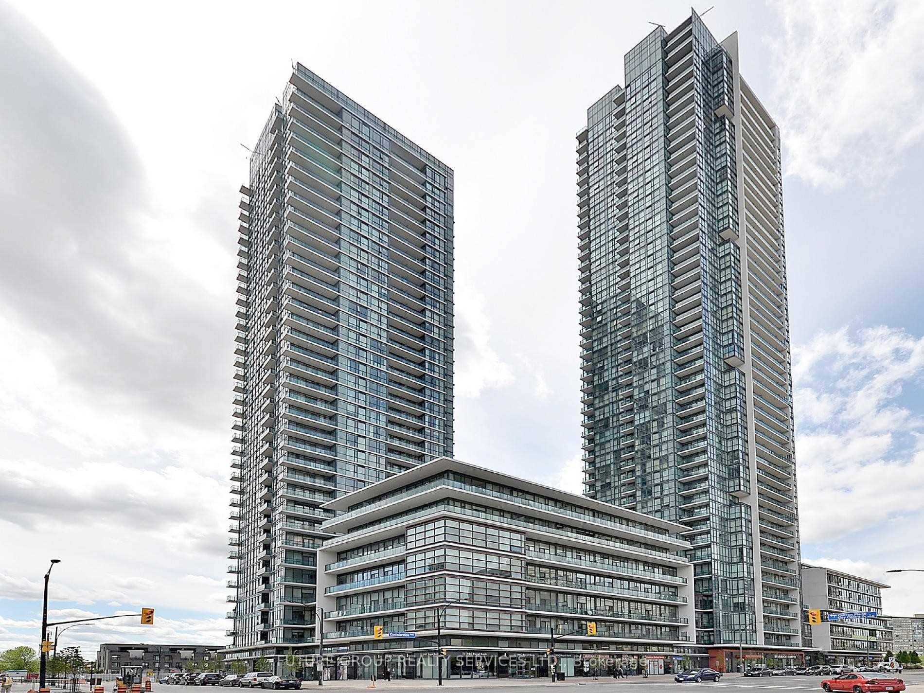 Welcome to 4065 Brickstone Mews a modern 1 bedroom unit in the heart of Mississauga's vibrant City Centre !