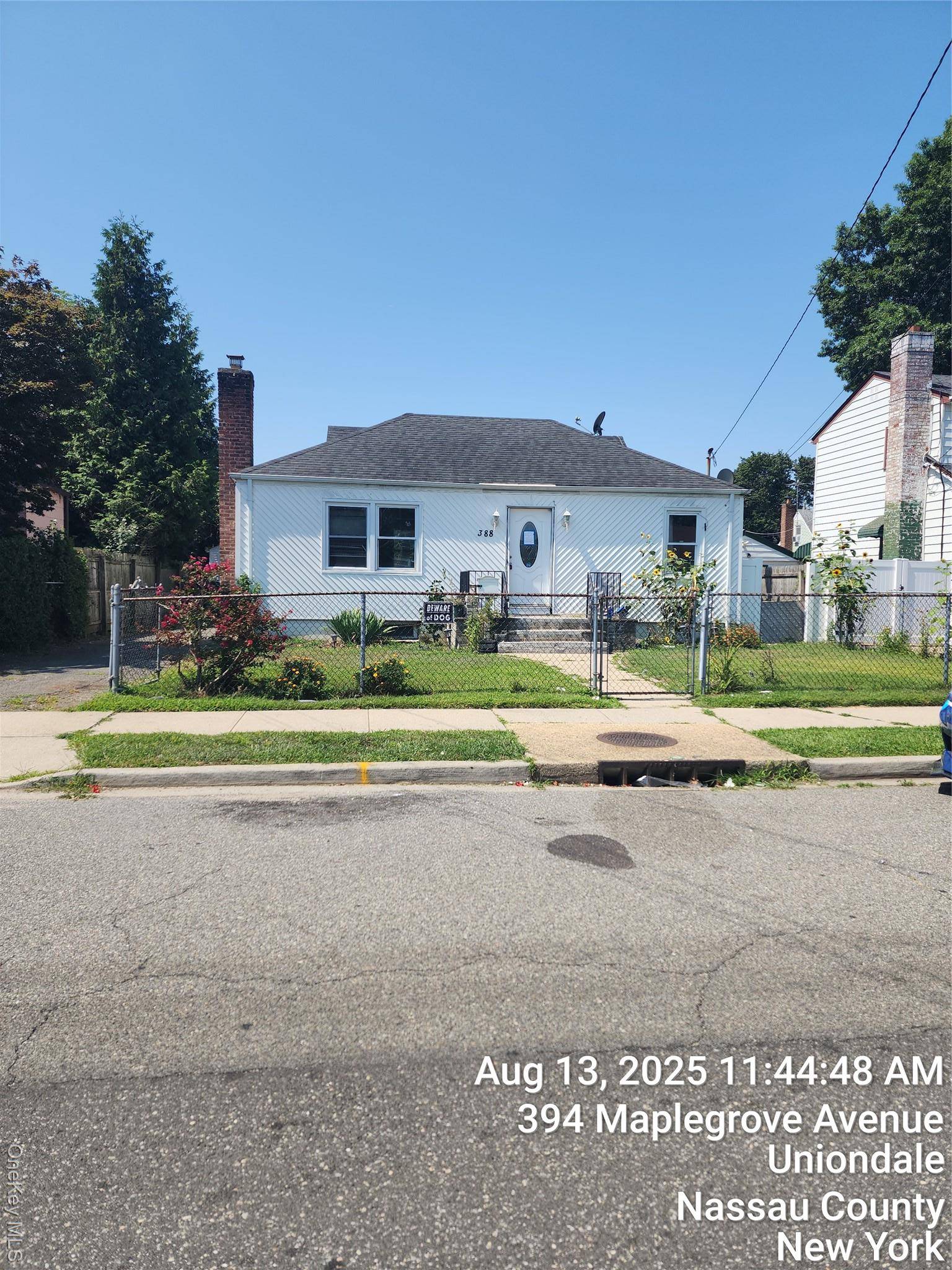 Great Opportunity for investors or those seeking a project !