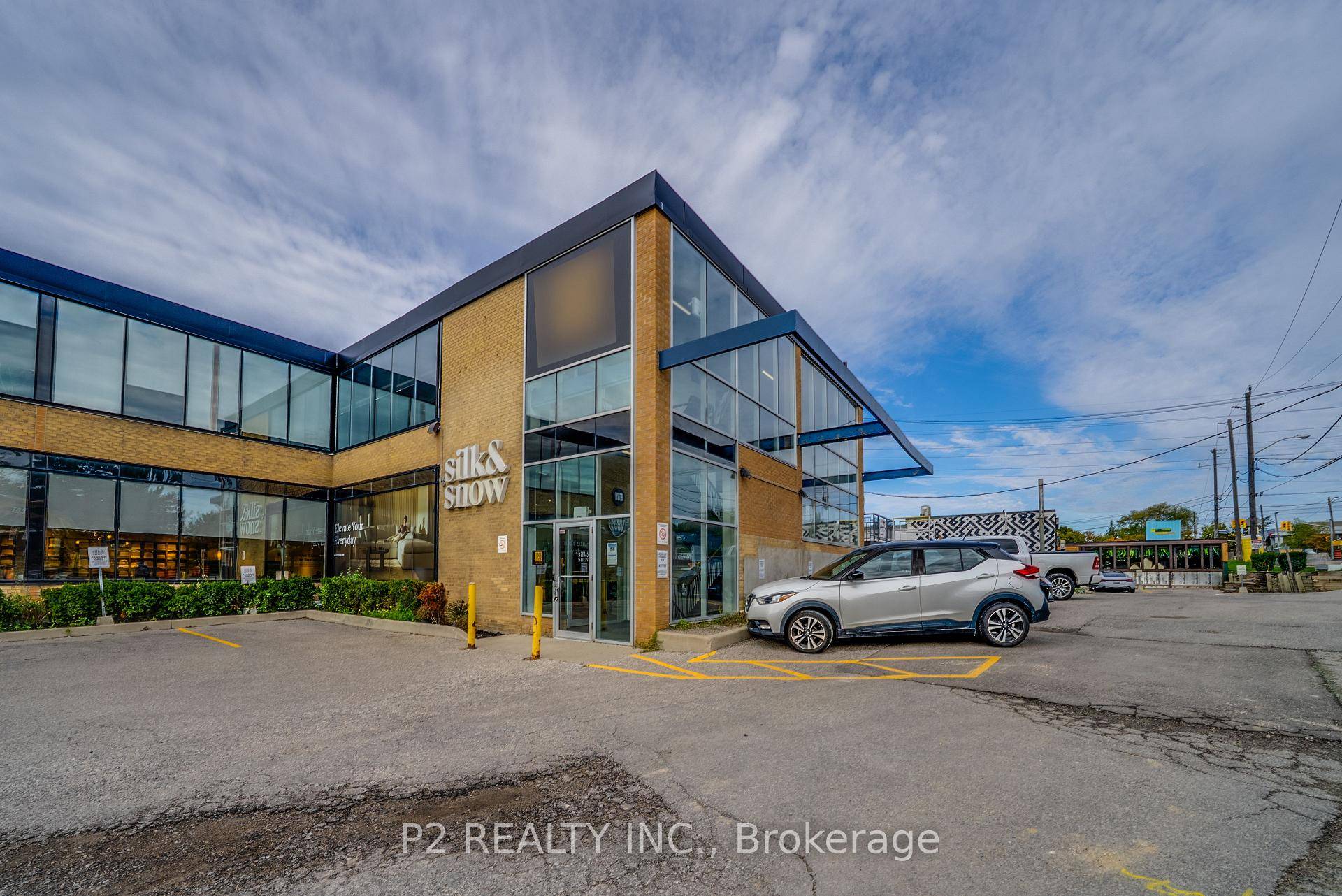 Located in the historic Hilroy Paper Factory, this distinctive North York space offers a unique blend of character amp ; functionality.