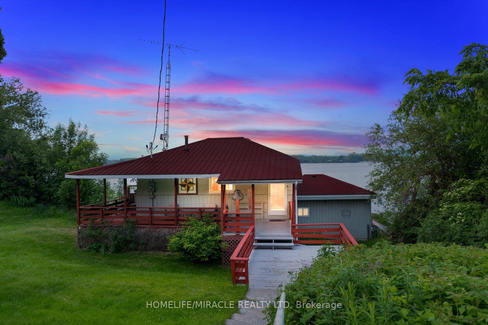 Stunning Waterfront Lakehouse Available For Lease In A Great Location.