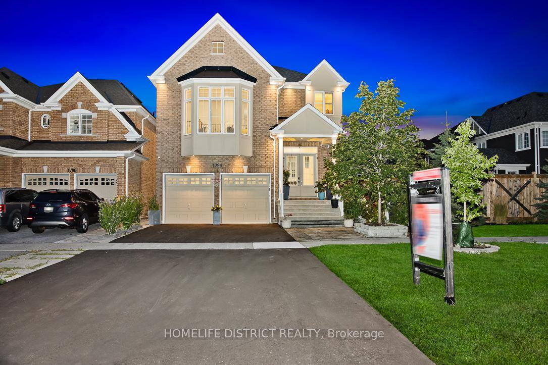 Simply Stunning Rare Find, Aprox 4350sq f Of Living Area.